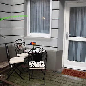 Stars Essener Strasse Apartment